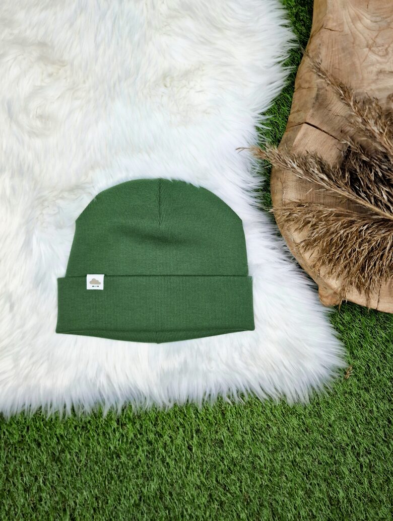 Cepure - Meža zaļa (rievotas trikotāža)