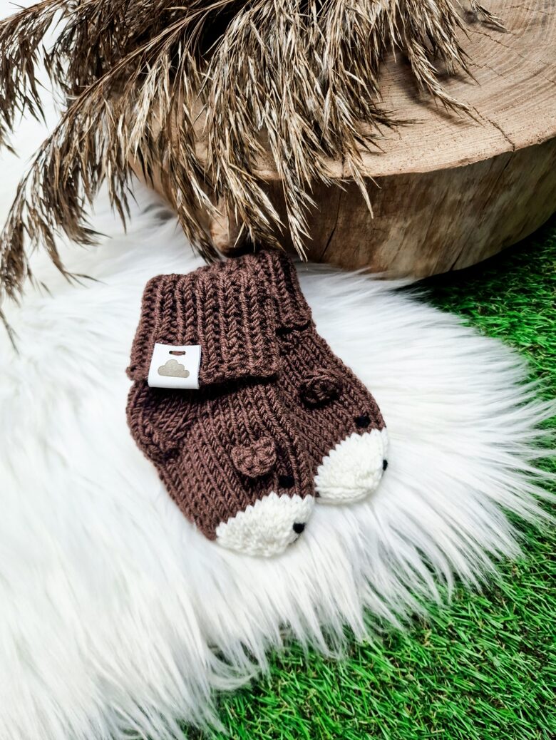 Adītas zeķītes "Lācis" - Brūnas