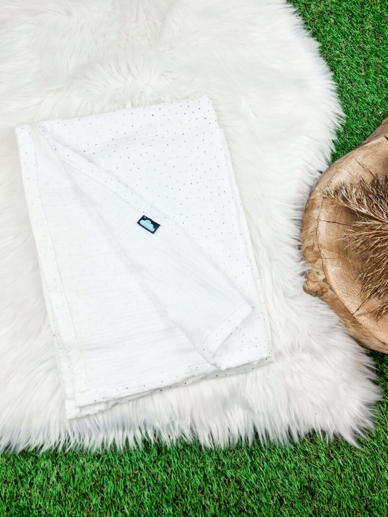 Muslina sedziņa - Balta (ar sudraba spīdumiem), 100x100cm