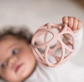 Little Dutch satveršanas bumba ´Pink´