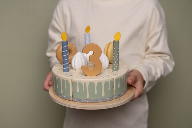 Little Dutch svētku kūka- Zila