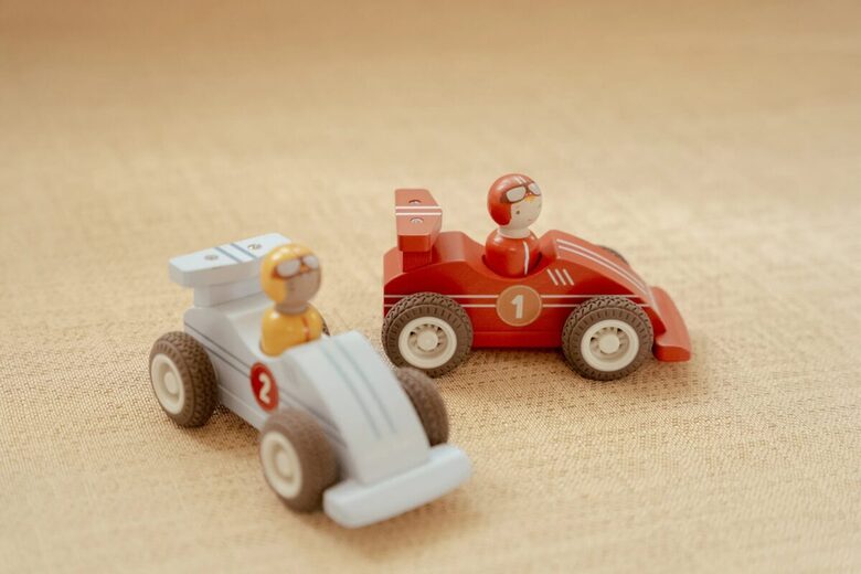 Little Dutch sacīkšu automašīnas 2gab.