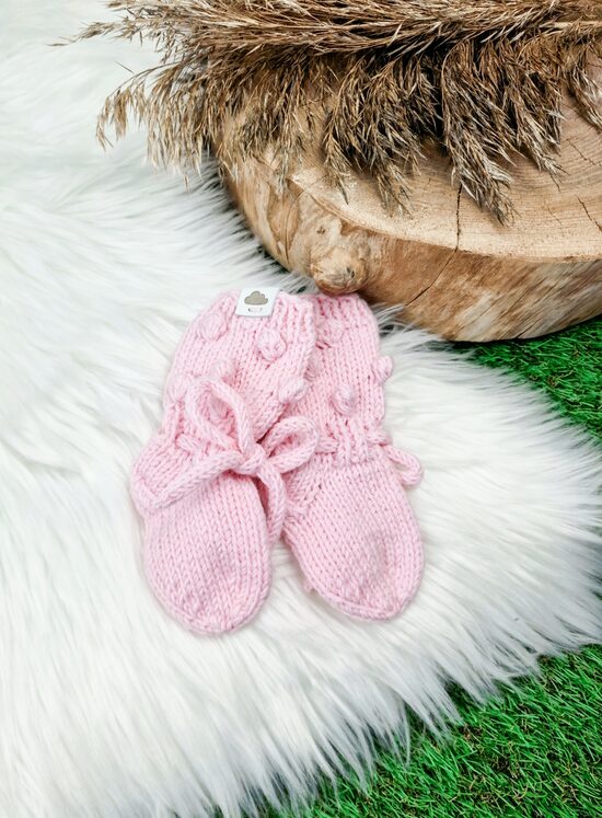 Adītas zeķītes ar pumpiņām- Gaiši rozā, 0-3 mēn.