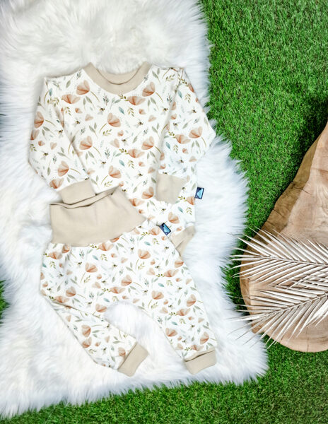 Komplekts džemperis- bodijs + bikses "Pavasaris"