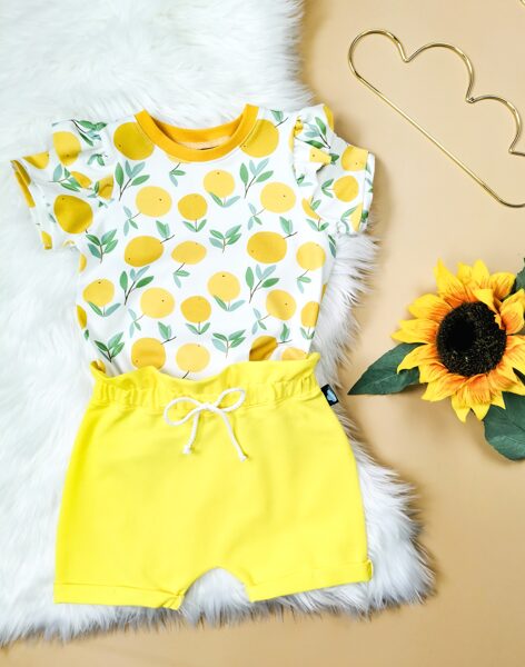 Komplekts Tkrekls ar volāniem "Citrons"+ šorti 