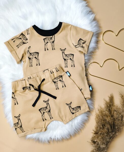 Komplekts Tkrekls + šorti ar stirniņām- Bēšs (plāna kokvilnas trikotāža)