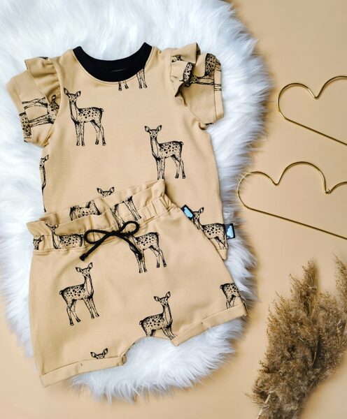 Komplekts Tkrekls + šorti ar stirniņām- Bēšs (plāna kokvilnas trikotāža)