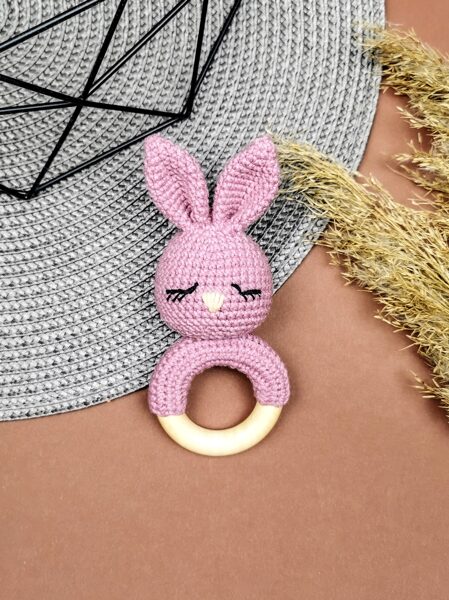 Graužamriņķis "Zaķis"- Vecrozā (ar grabuli)