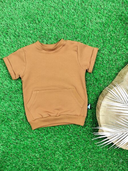 Krekls ar kabatu- Brūns (vidēji biezs)