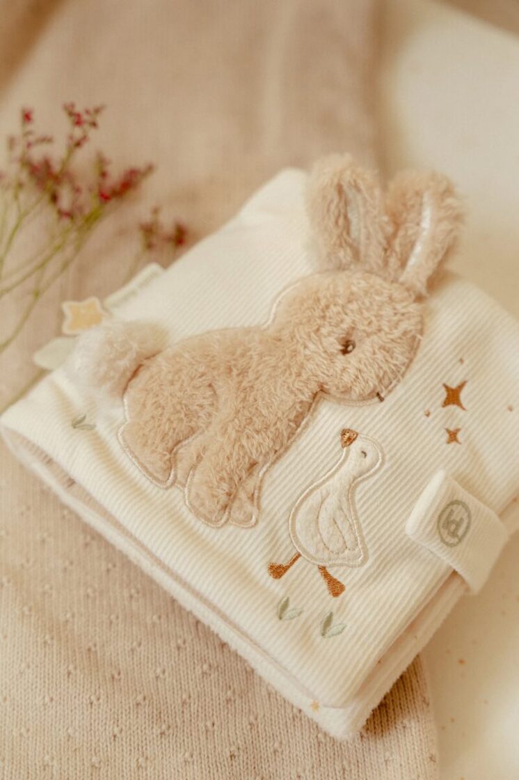 soft-activity-book-new-born-naturals-ld8407-4-Large.jpg